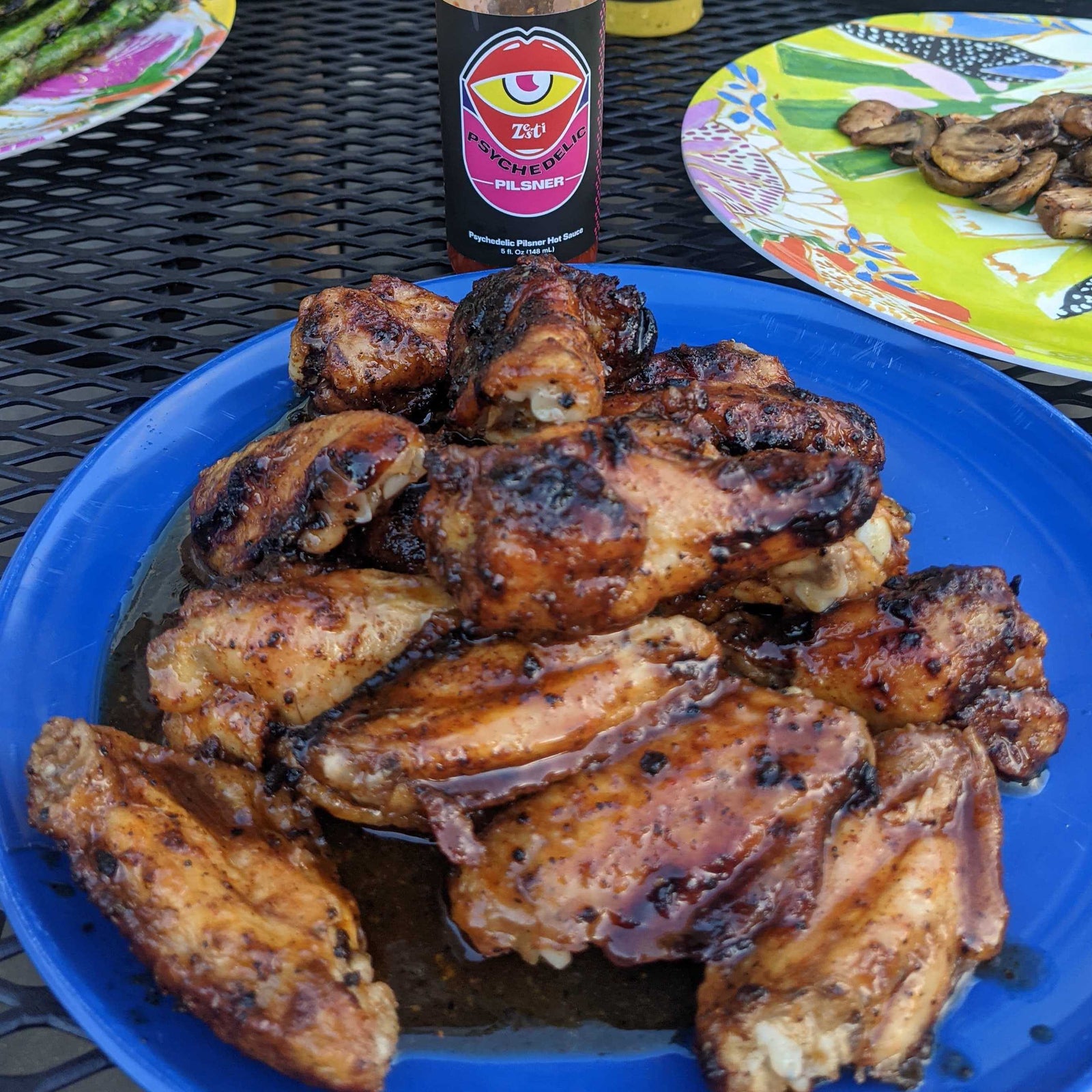 Tom's Famous Wings